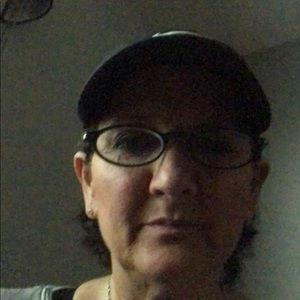 Meet your Posher, Debi